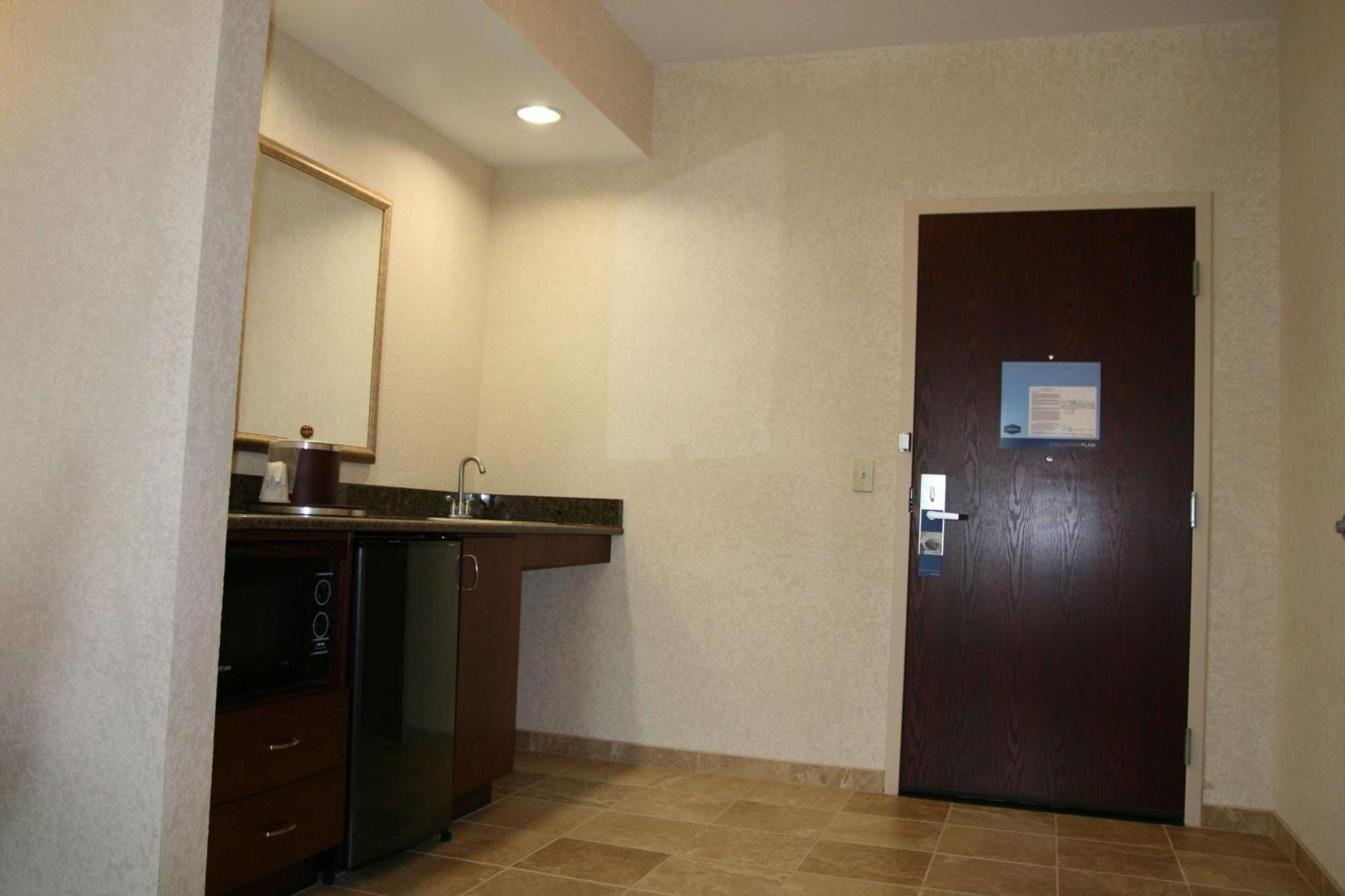 Hampton Inn & Suites Cleveland-Mentor Εξωτερικό φωτογραφία