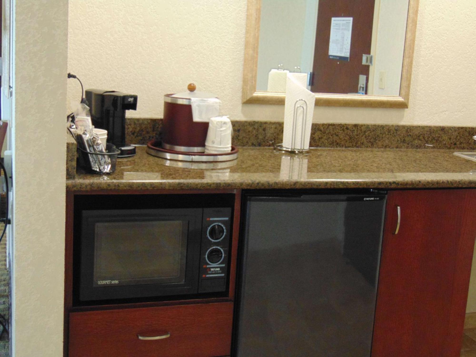 Hampton Inn & Suites Cleveland-Mentor Εξωτερικό φωτογραφία